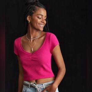 Anthropologie NWOT Scoop Neck Cropped Baby Tee in Hot Pink Sz M Cotton Textured